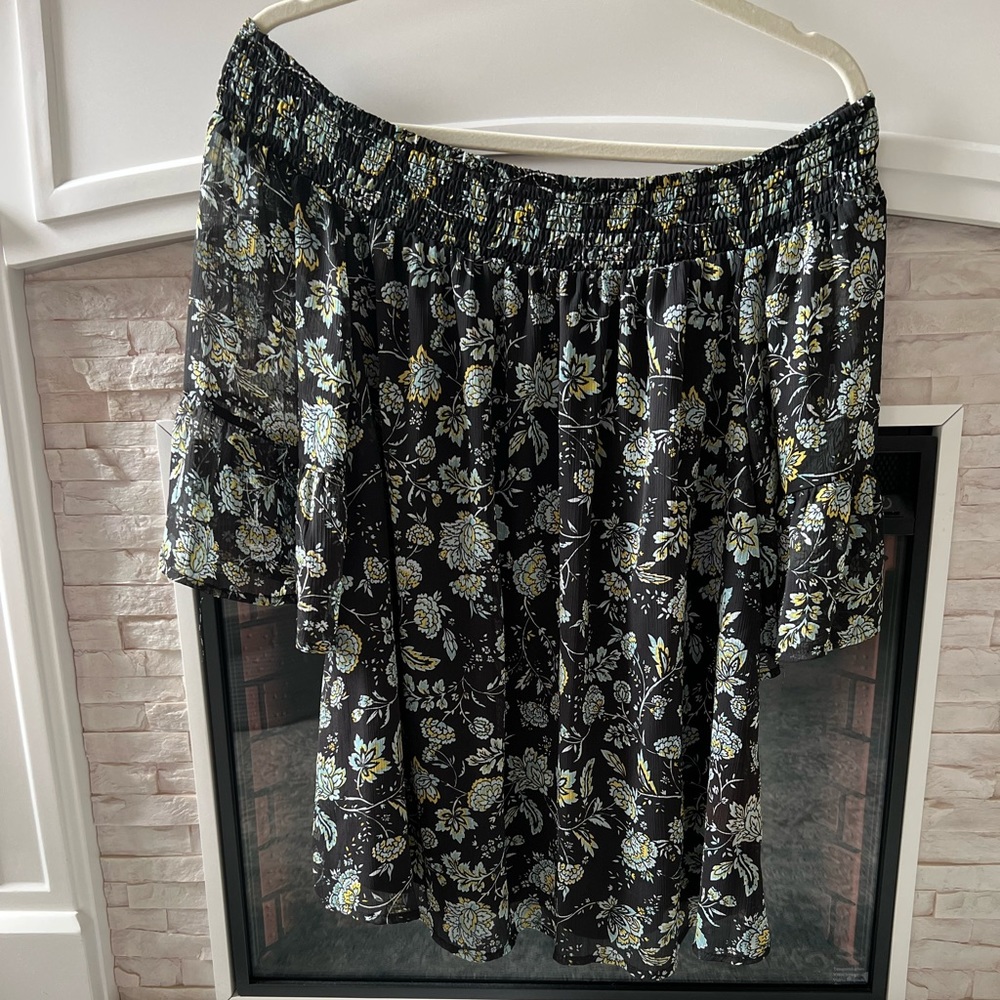 Torrid Off-shoulder Top